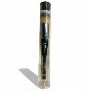 New IT Cosmetics Heavenly Luxe Dual Airbrush Concealer and Foundation Brush